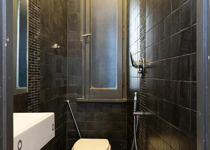 Two-minute Walk To Libia Metro Apartment