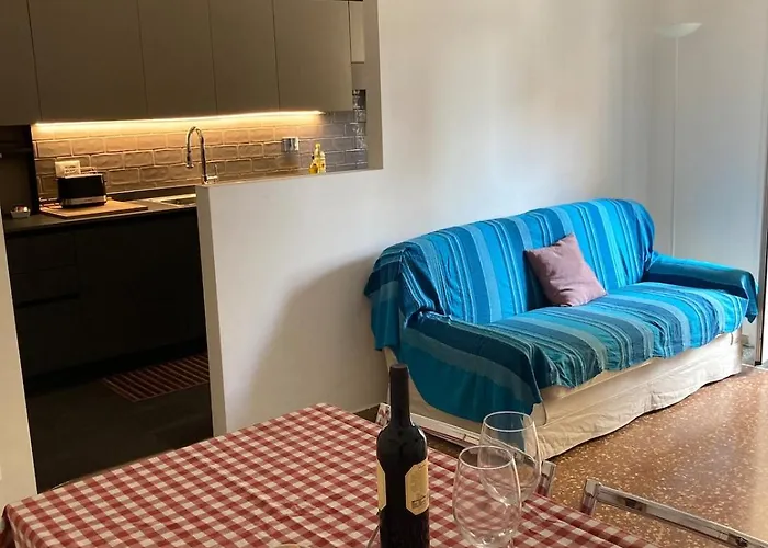 Two-minute Walk To Libia Metro Apartamento *